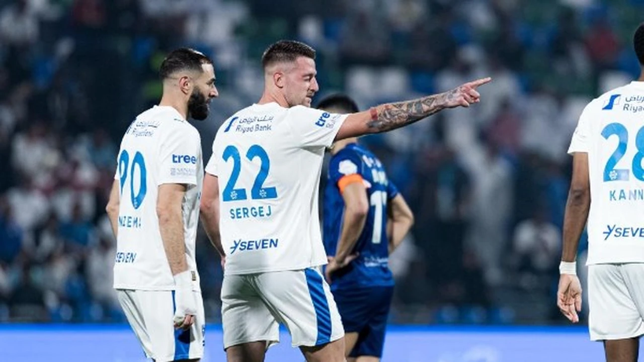 صراع القمة يشتعل في الدوري السعودي.. جولة الحسم تضع الهلال تحت الضغط والأهلي يلاحق والاتحاد يبحث عن الإنقاذ